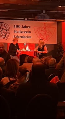 Nele Neuhaus I Reitverein Erbenheim I Buch VorOrt Bierstadt