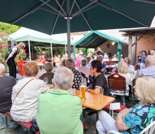Sabine Gramenz und Malte Kühn I Claire Waldoff Konzert I Kulturtage Bierstadt